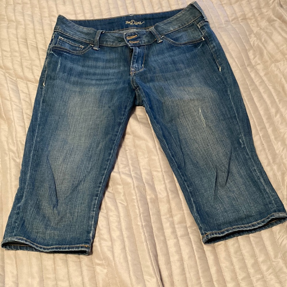 Old Navy Diva Cropped Jeans